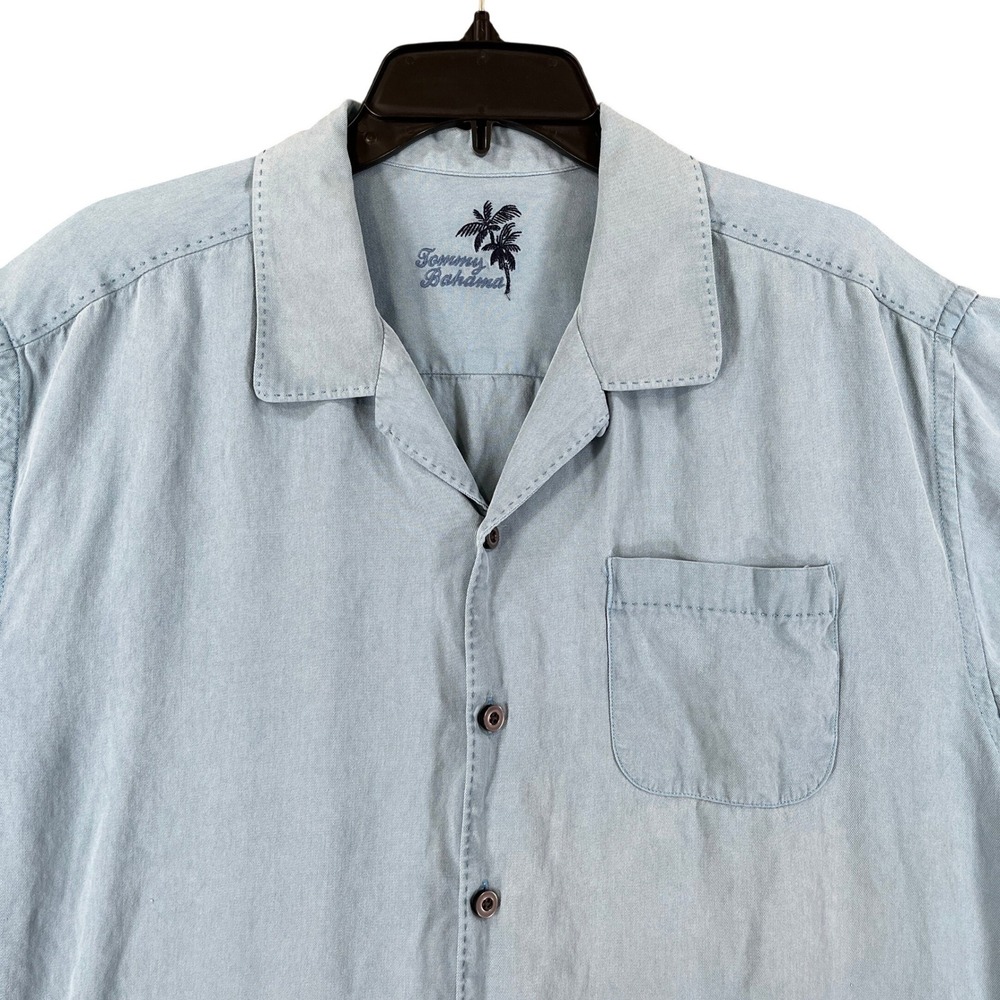 Tommy Bahama Silk Camp Shirt Mens XL Light Blue Short Sleeve Button Up
